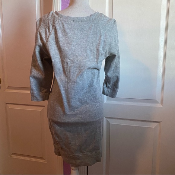 Ann Taylor WOMEN'S  Grey Embellished Sleeve Sweater M - Picture 3 of 6